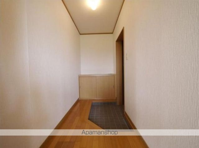 曽於市 3階建 築17年の内装写真