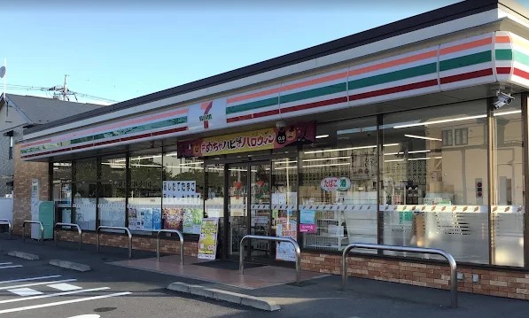 コンビニ　セブンイレブン 大宮奈良町店（コンビニ）まで684m