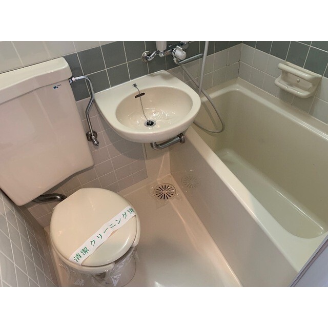 トイレ　同タイプ参考写真