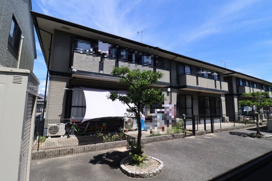 第3ジュネス芳泉 A棟の外観写真