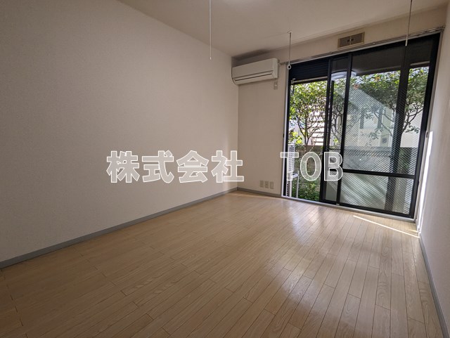 エスペランスつつじヶ丘の居間写真