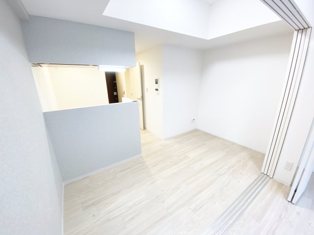 地下鉄千日前線 今里駅 徒歩2分 10階建 築3年の居間写真