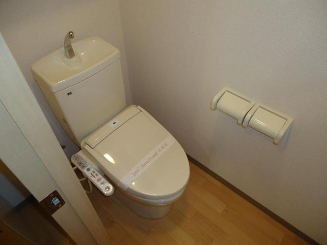 トイレ　シャワー付トイレ