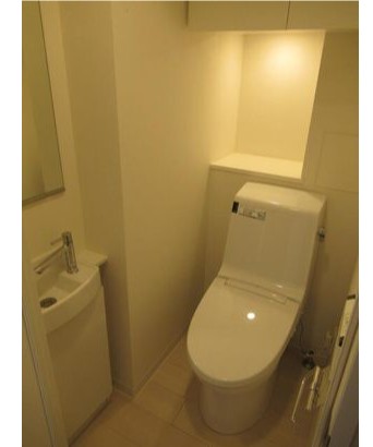 トイレ　コンパクトで使いやすいトイレです