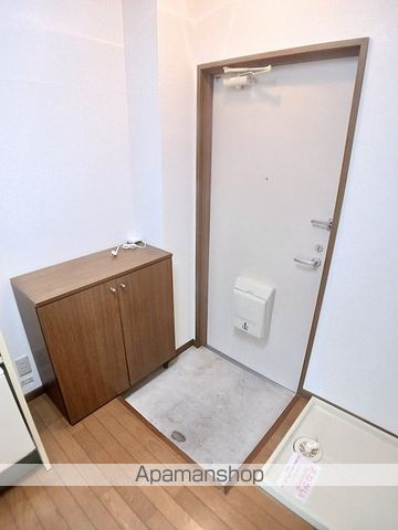 イーストマニの玄関写真