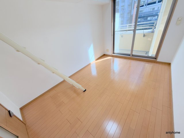 エステムコート大阪・中之島南の居間写真