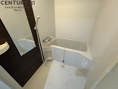 バス・シャワールーム　お風呂トイレ別でおすすめです