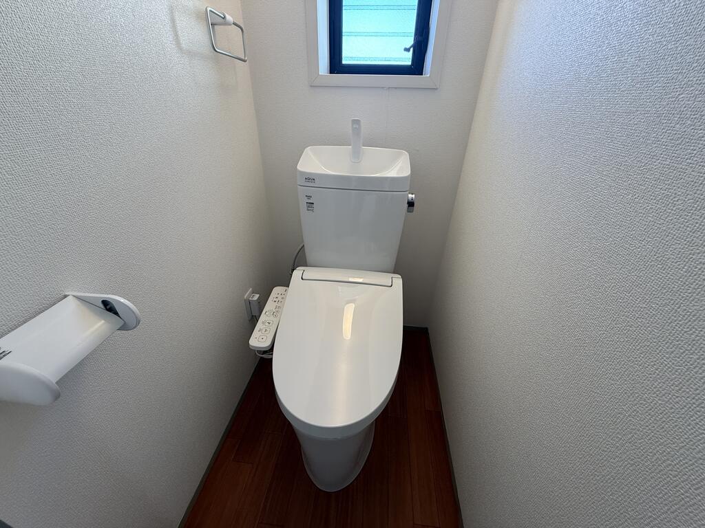 ファミーユKのトイレ写真