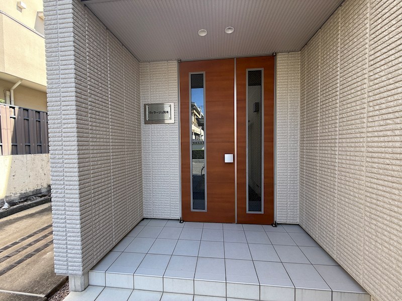 ヴィラージュ岡本の外観写真