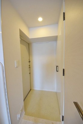 玄関　収納もある玄関です