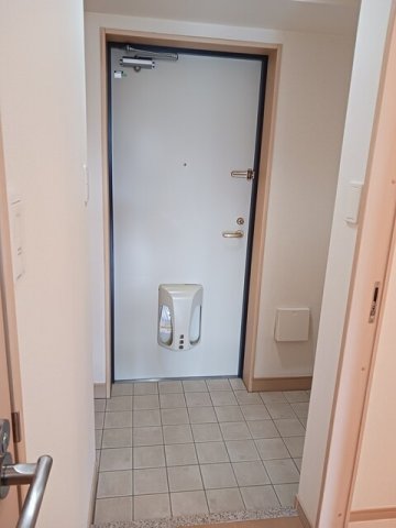 玄関　落ち着いた玄関です
