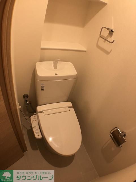 トイレ　※写真は同タイプ住戸です。