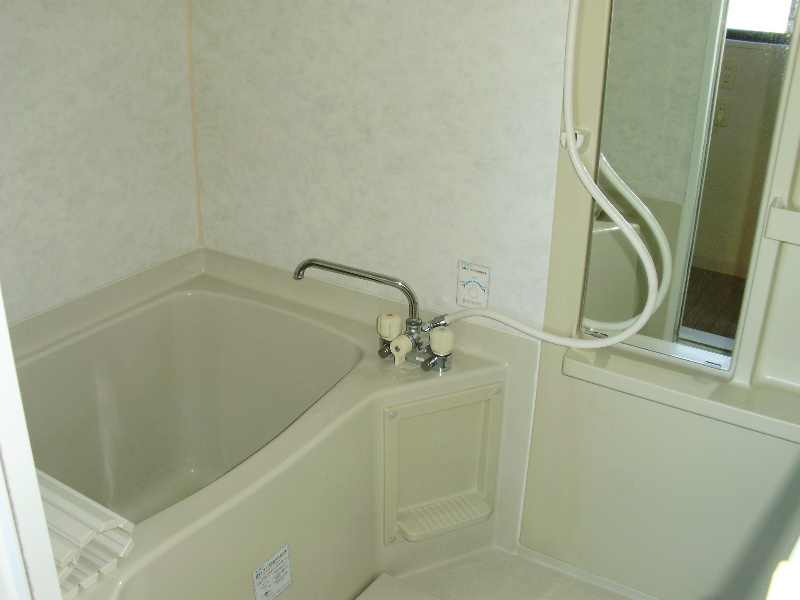 バス・シャワールーム　２Fのお部屋の写真です。