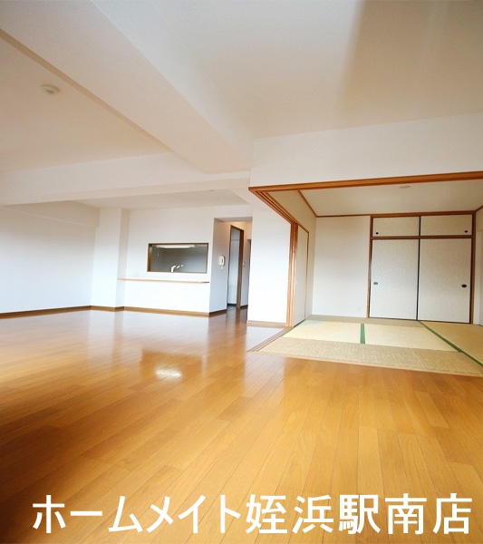 地下鉄空港線 姪浜駅 徒歩10分 8階建 築27年の居間写真