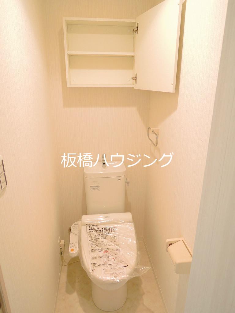 トイレ　ウォシュレット完備
