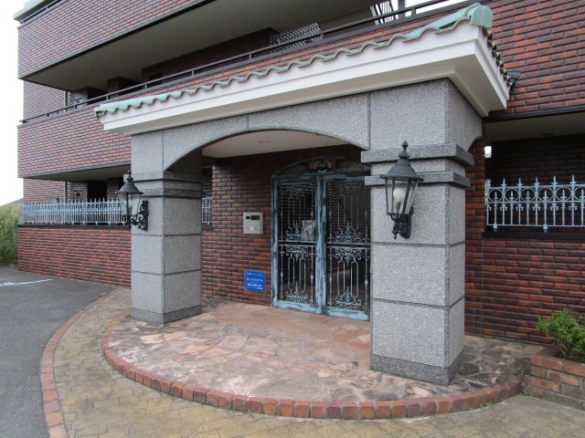 エントランス　オートロック付エントランス