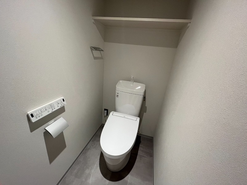 プラウ レーヴ 富小路のトイレ写真
