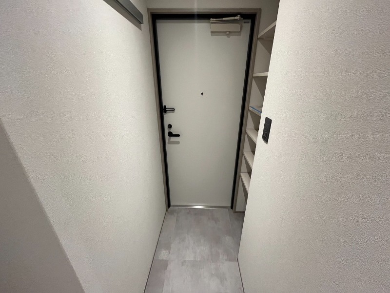プラウ レーヴ 富小路の玄関写真