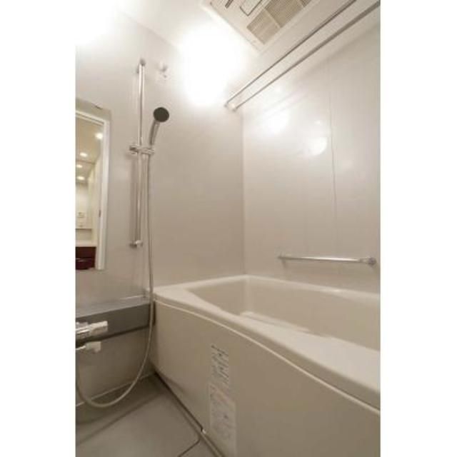 バス・シャワールーム　※写真は同タイプ住戸です。