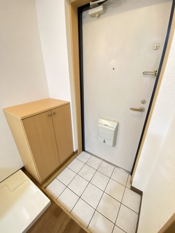 プライムハウスの玄関写真