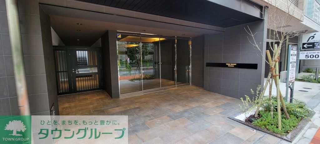 エントランス　エントランス