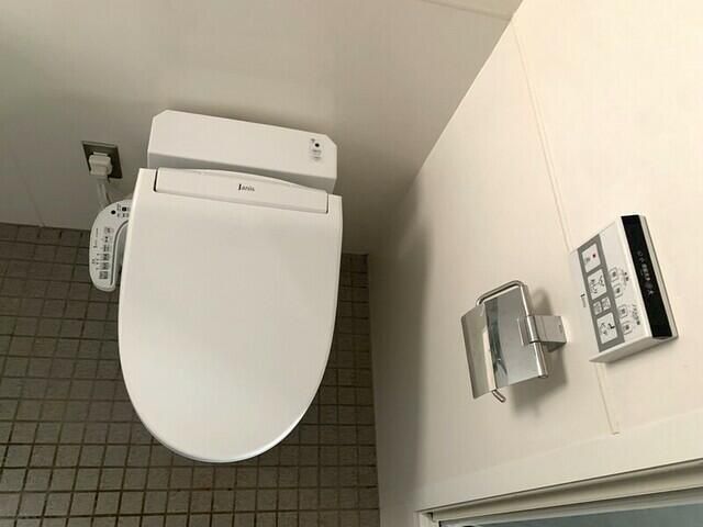 都営三田線 板橋本町駅 徒歩4分 5階建 築4年のトイレ写真