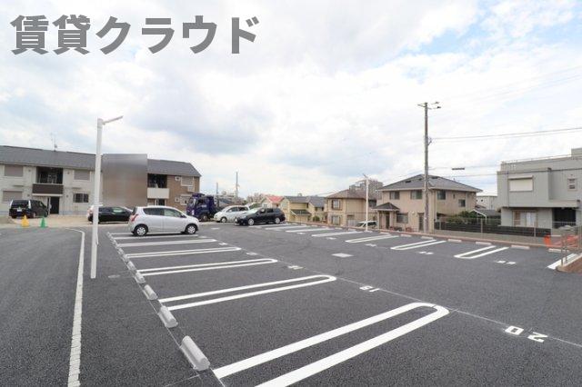 駐車場　お気軽にお問い合わせください♪