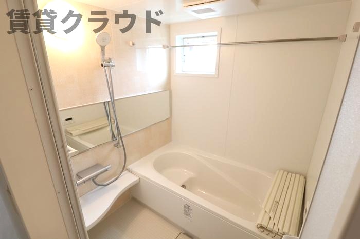 バス・シャワールーム　お風呂です
