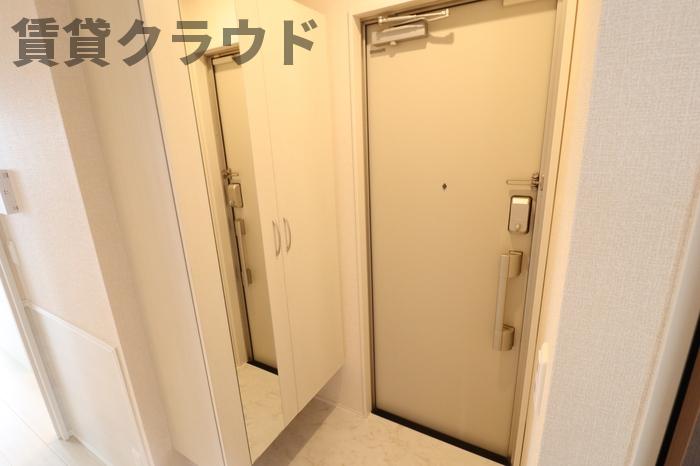 玄関　明るい玄関です
