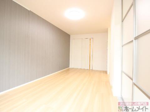 地下鉄四つ橋線 岸里駅 徒歩11分 3階建 築10年の居間写真