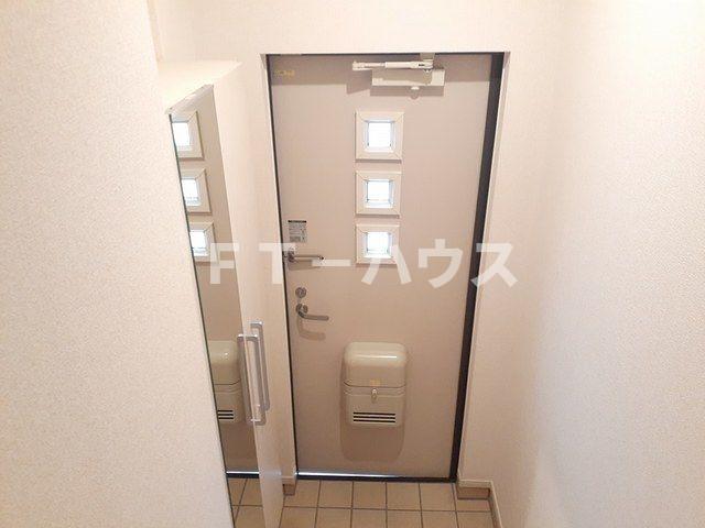 ウイングスカイIIの玄関写真