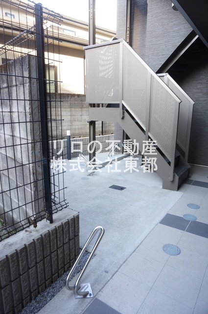 その他共有部分　敷地内に駐輪場がありますが、まず空き確認してください。