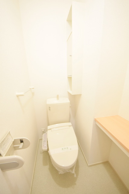 トイレ　～一番落ち着く場所かも～別部屋参照～