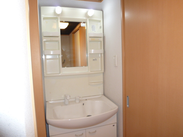 洗面設備　朝シャンできますぅ～