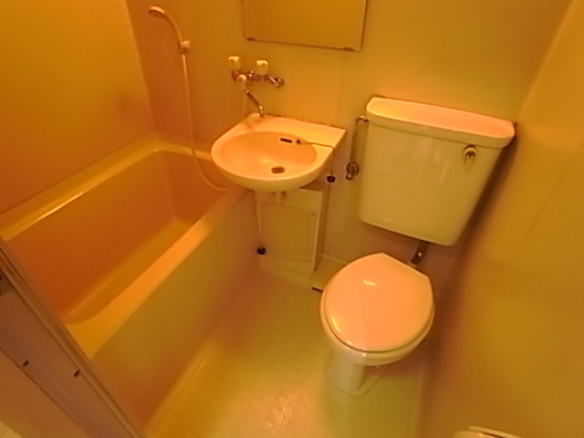 バス・シャワールーム　バスルーム