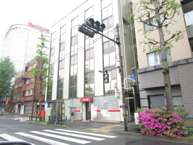 郵便局　高田郵便局（郵便局）まで560m