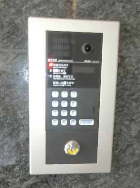 セキュリティ　モニター付きオートロック付き