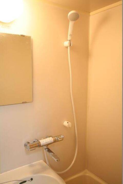 バス・シャワールーム　浴室