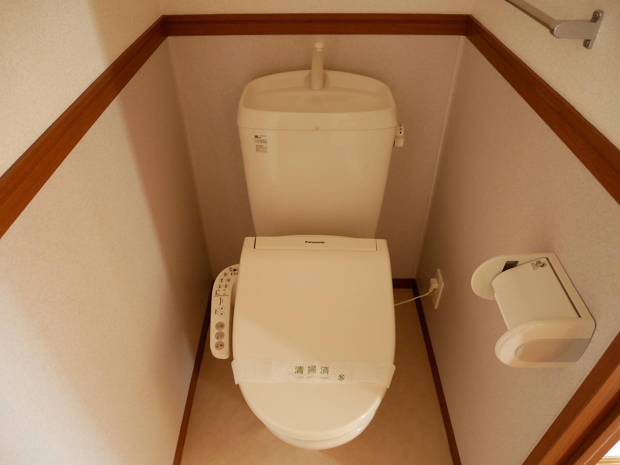 【ロングヒル　IIIのトイレ】