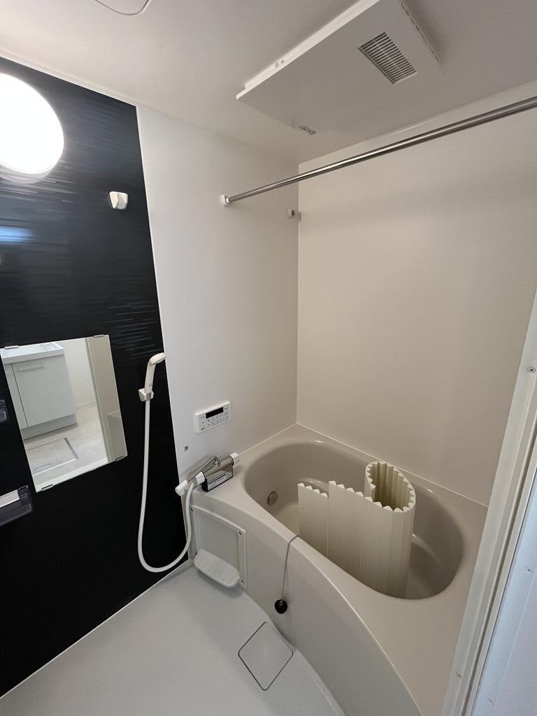 バス・シャワールーム　※同タイプ写真