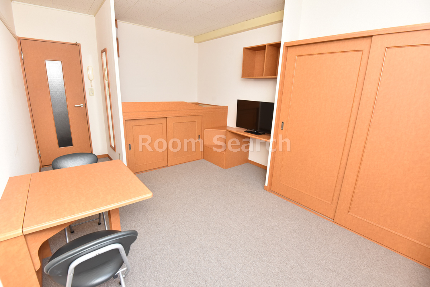 その他部屋・スペース　机折り畳み式、ベット下収納