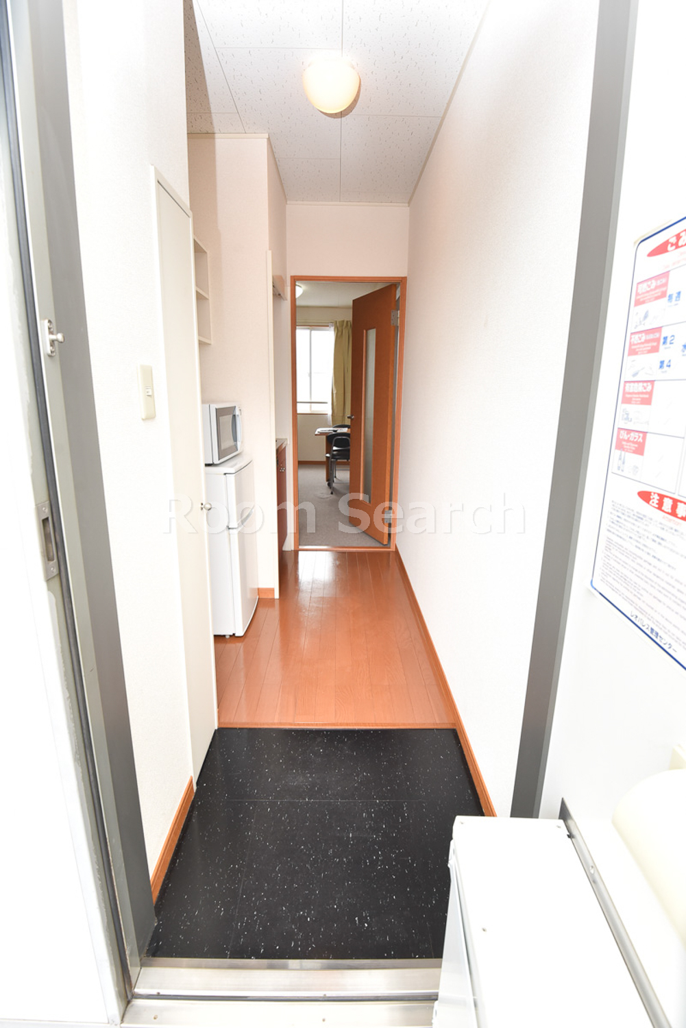 玄関　シューズ収納有