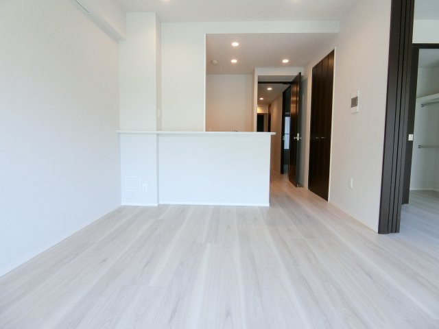 居室・リビング　詳細は、RISUMO江坂本店→06-6155-7137まで♪