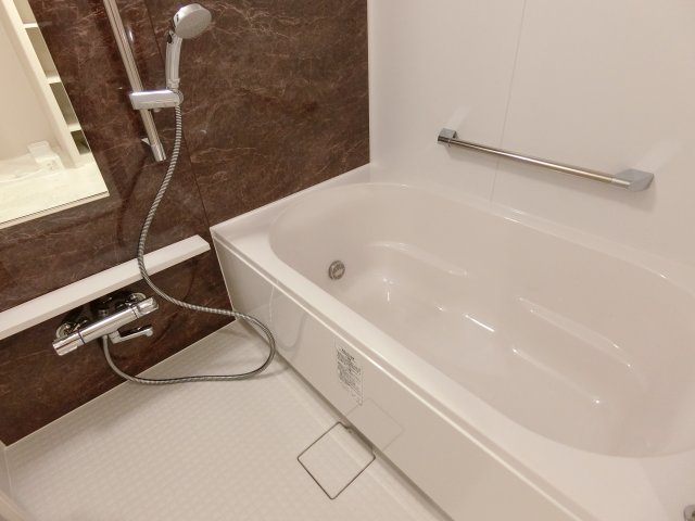バス・シャワールーム　詳細は、RISUMO江坂本店→06-6155-7137まで♪