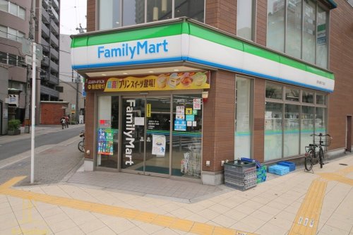 コンビニ　ファミリーマート 西天満四丁目店（コンビニ）まで53m