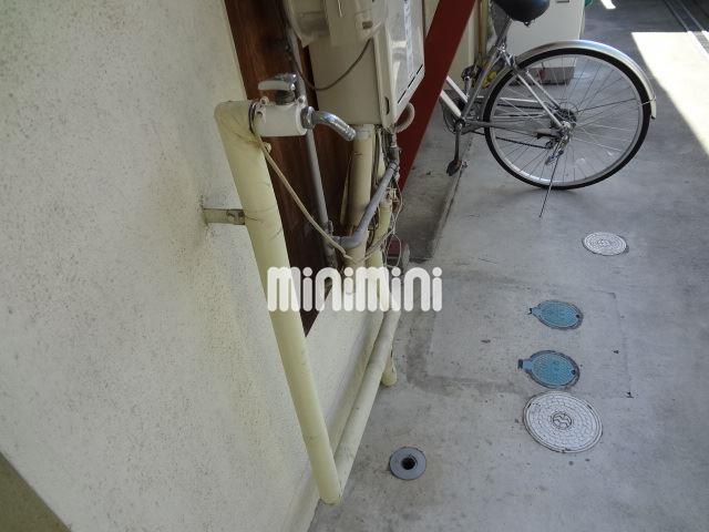 その他部屋・スペース　室外洗濯機置き場