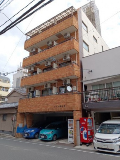 広島市中区昭和町のマンションの建物外観