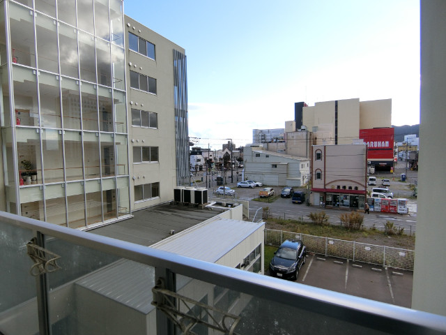 【函館市松風町のマンションのバルコニー】