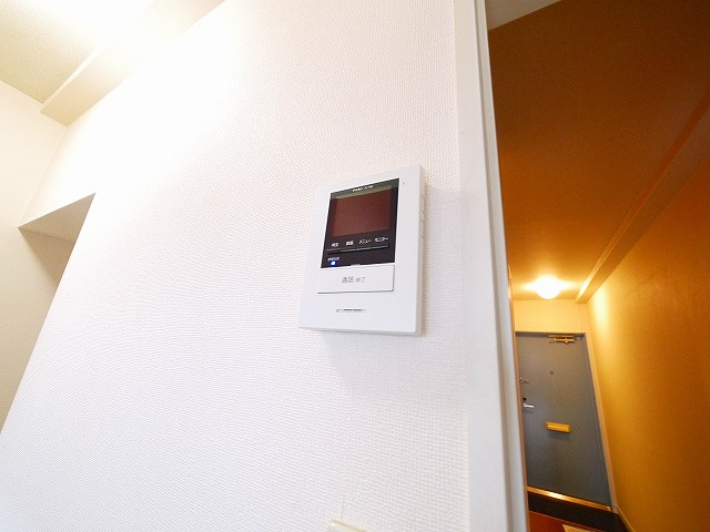 セキュリティ　モニター付きインターホンです