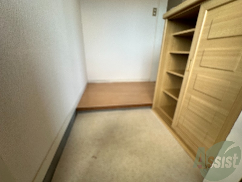 玄関　玄関も広々で開放感がありとても使い勝手が良いです。